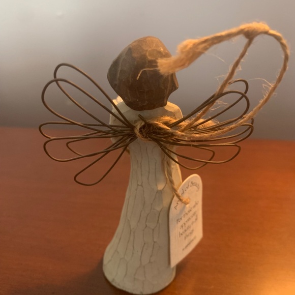 Willow Tree Angel | Beauty - Picture 2 of 4